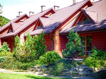 apartament dwupoziomowy z kominkiem i tarasem